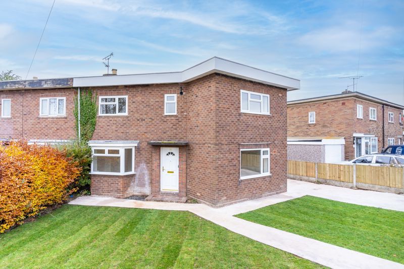 3 bed property for sale in James Way, Donnington, Telford TF2, £175,000