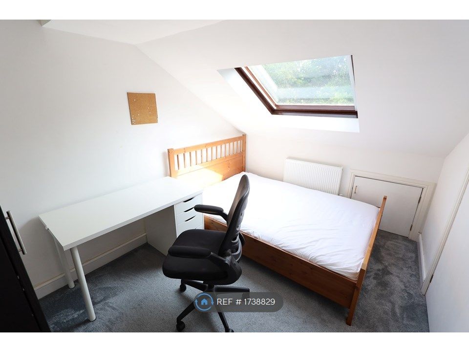 Room to rent in Exeter, Exeter EX4 Zoopla