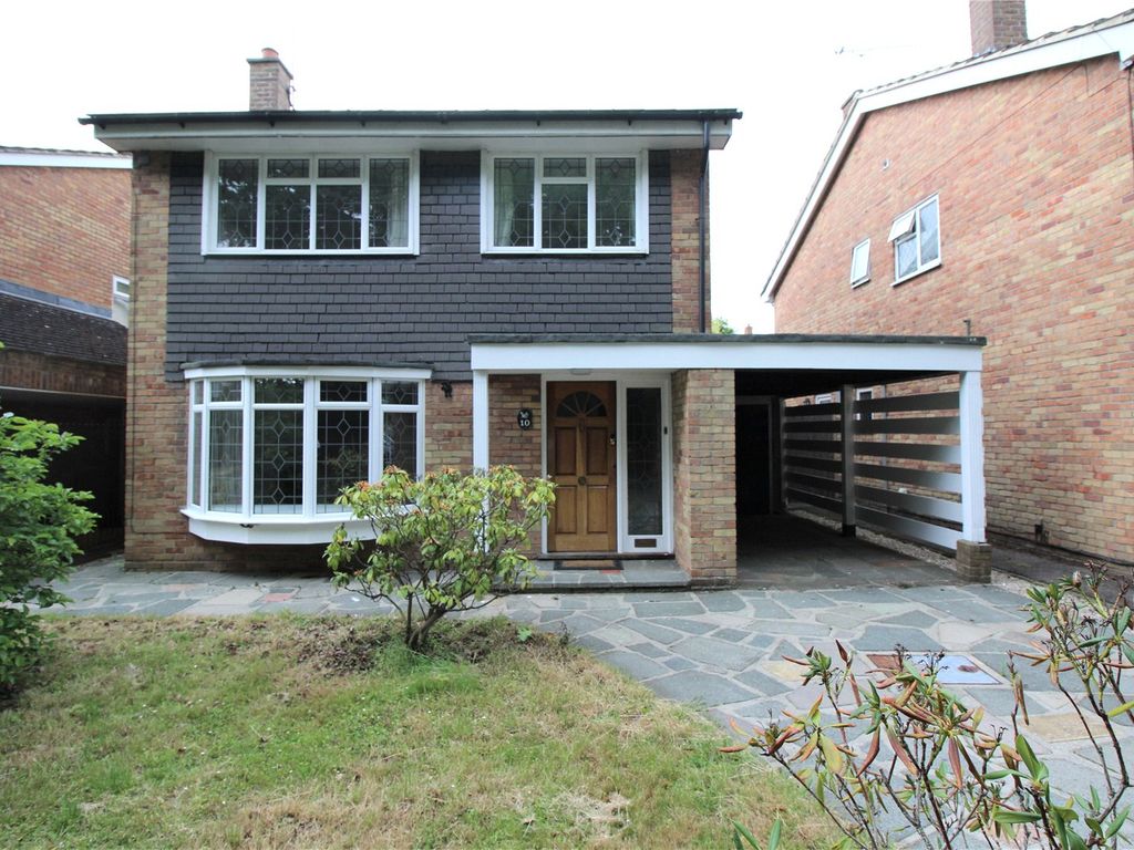 4 bed detached house to rent in Juniper Close, Billericay CM11 Zoopla