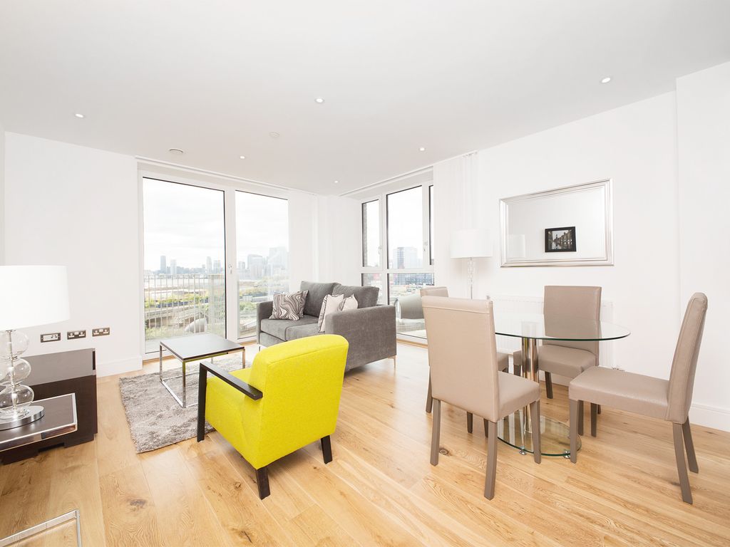 2 bed flat to rent in Tower, 6 Caxton Street North, Canning Town