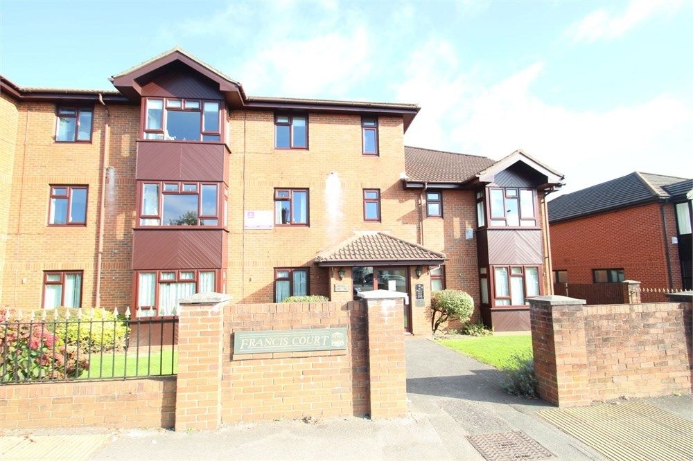 1 bed property for sale in Worplesdon Road, Guildford, Guildford GU2, £