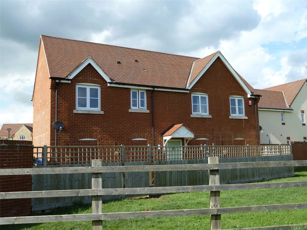 2 bed flat to rent in Callington Road, Oakhurst, Swindon, Wiltshire SN25 Zoopla