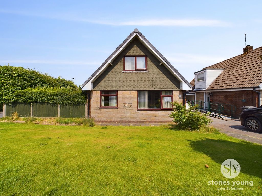 4 bed detached house for sale in Beechwood Drive, Blackburn BB2, £