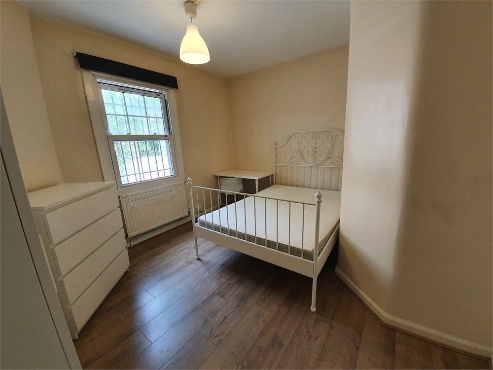 Room to rent in Jubilee Mansions, Aldgate E1 Zoopla