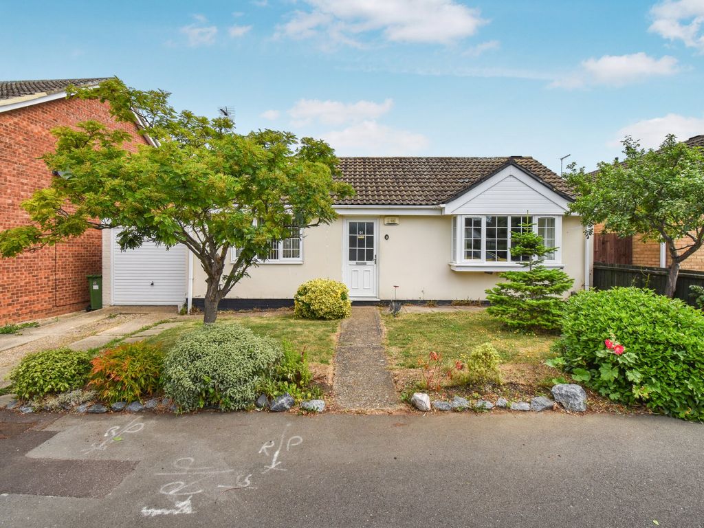 2 bed detached bungalow for sale in Erica Road, St. Ives, Huntingdon