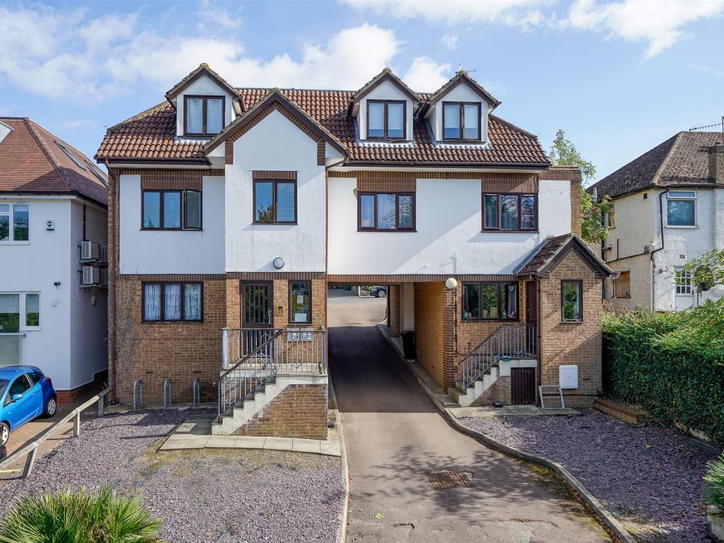 Victoria Place, Alexandra Road, Hemel Hempstead HP2  