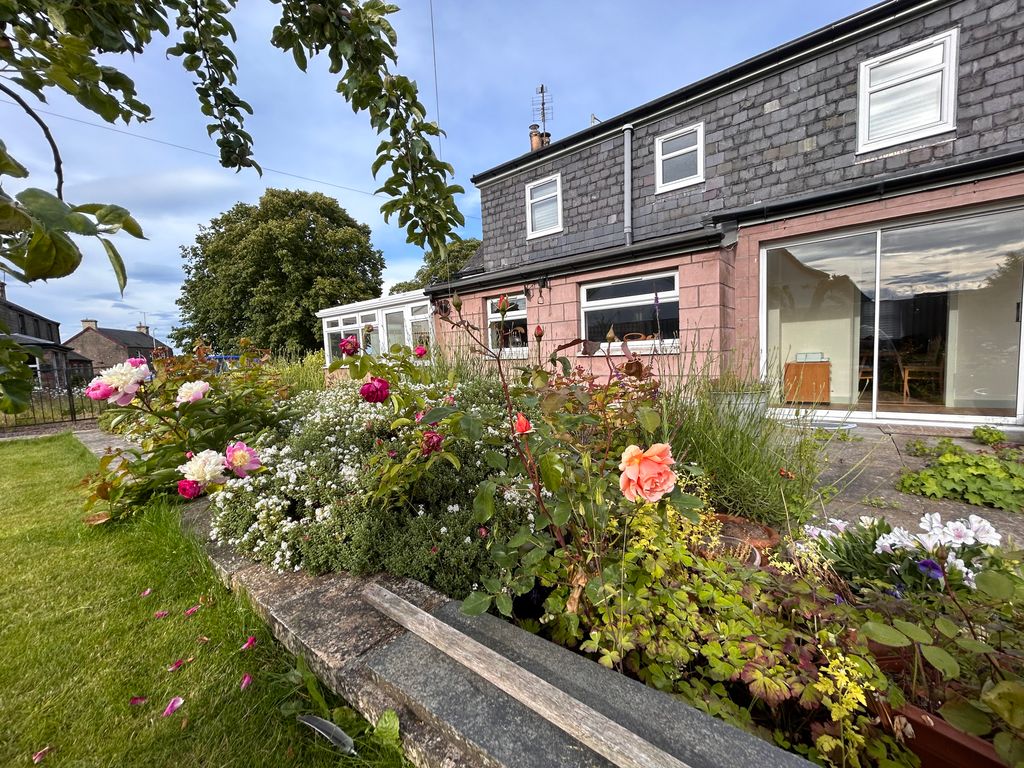 4 bed detached house for sale in High Street, Burrelton, Blairgowrie