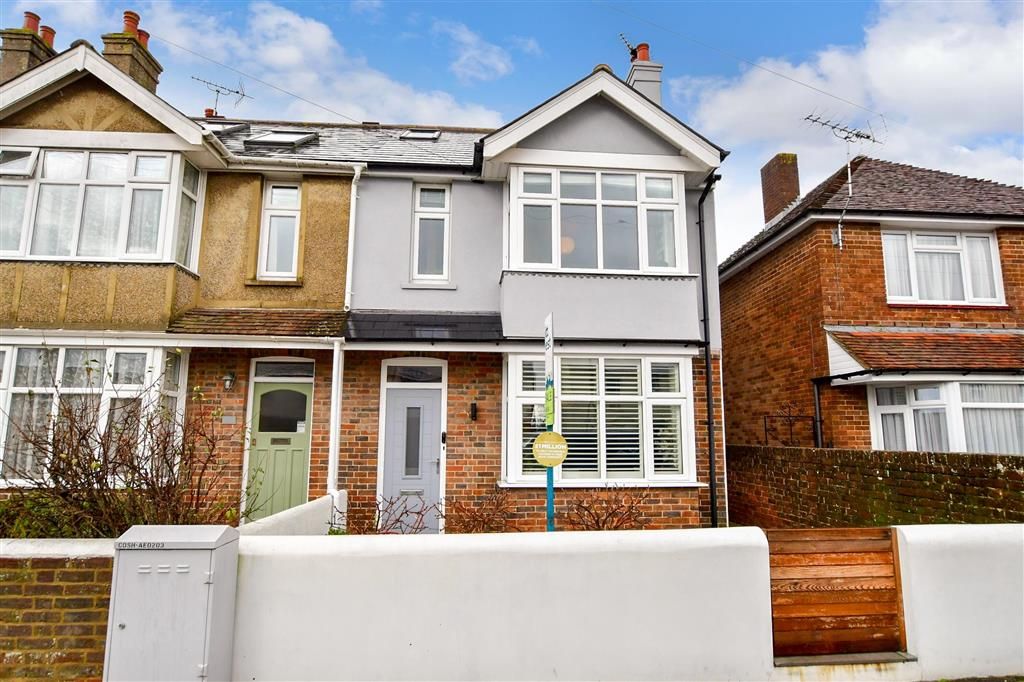 Pound Farm Road, Chichester, West Sussex PO19  