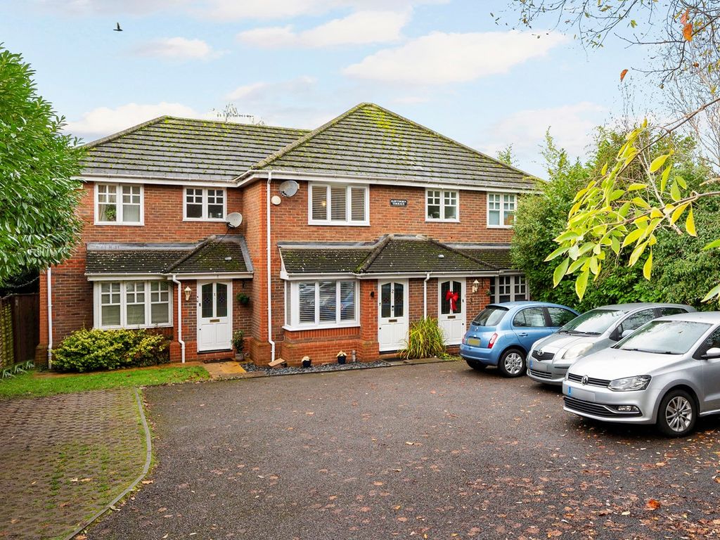 2 bed terraced house for sale in Hawthorn Terrace, Weybridge KT13, £