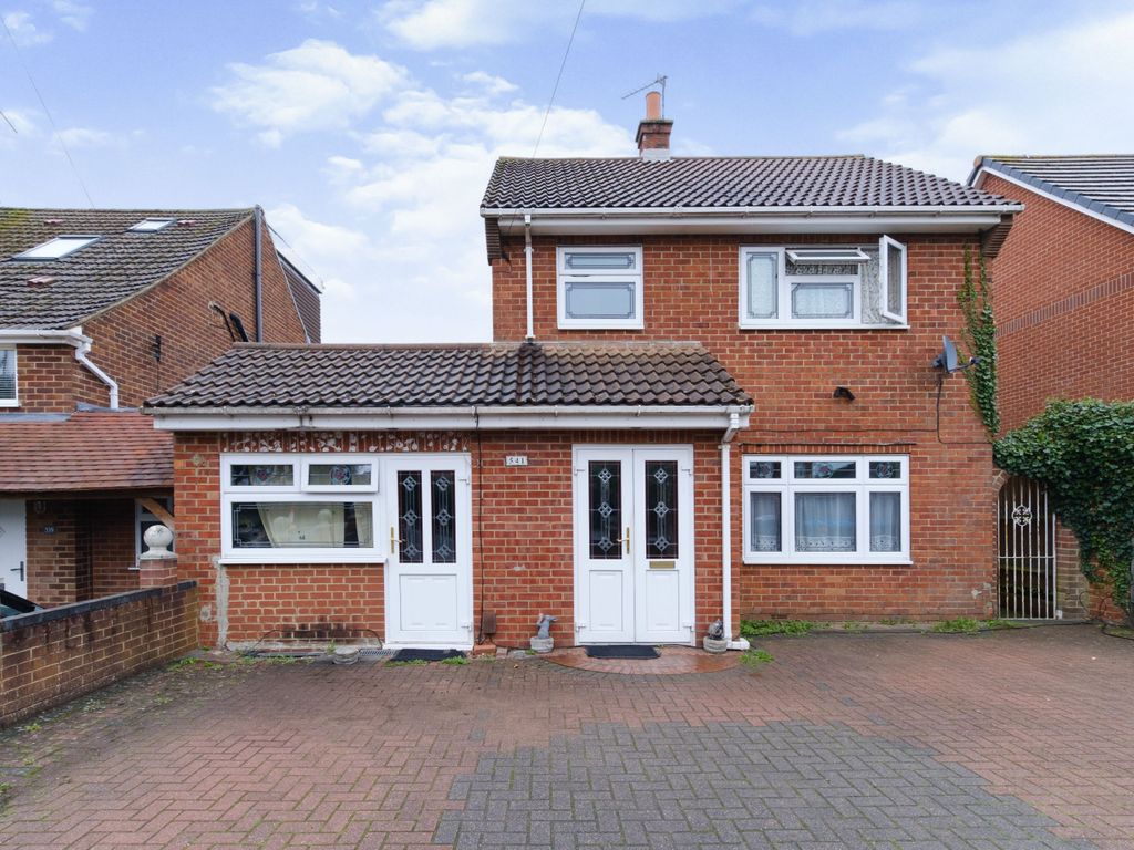 4 bed detached house for sale in Limpsfield Road, Warlingham CR6 Zoopla