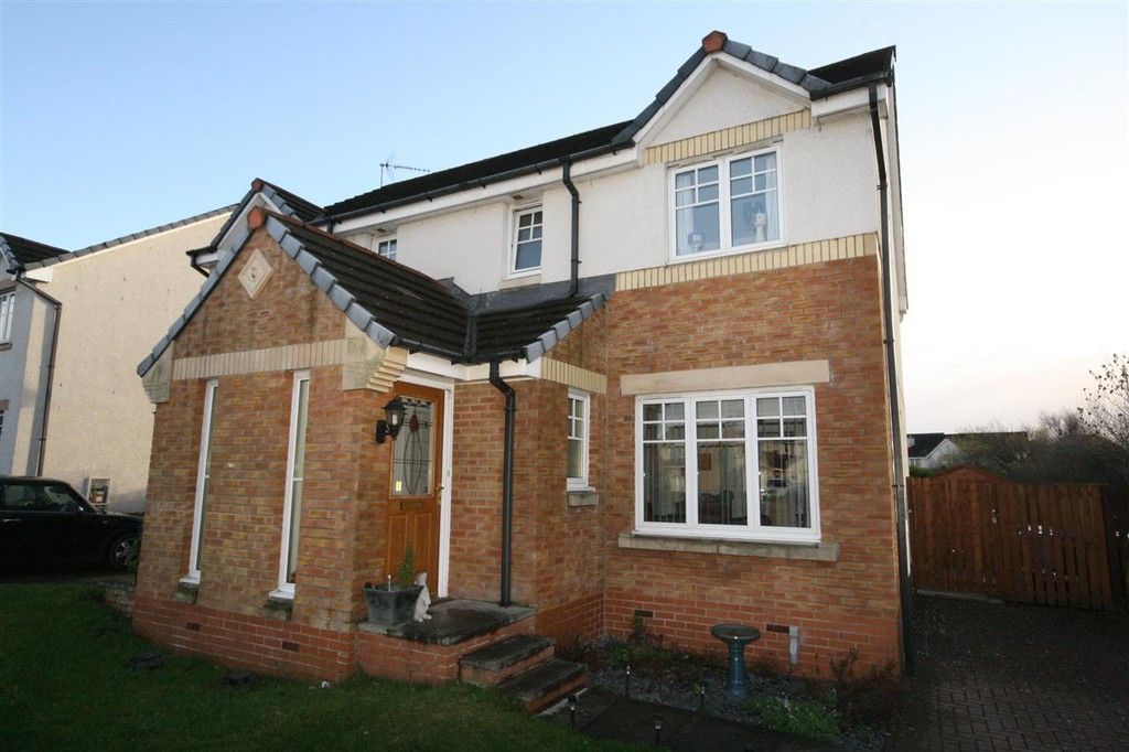 3 bed semidetached house to rent in Macdonald Court, Larbert FK5 Zoopla