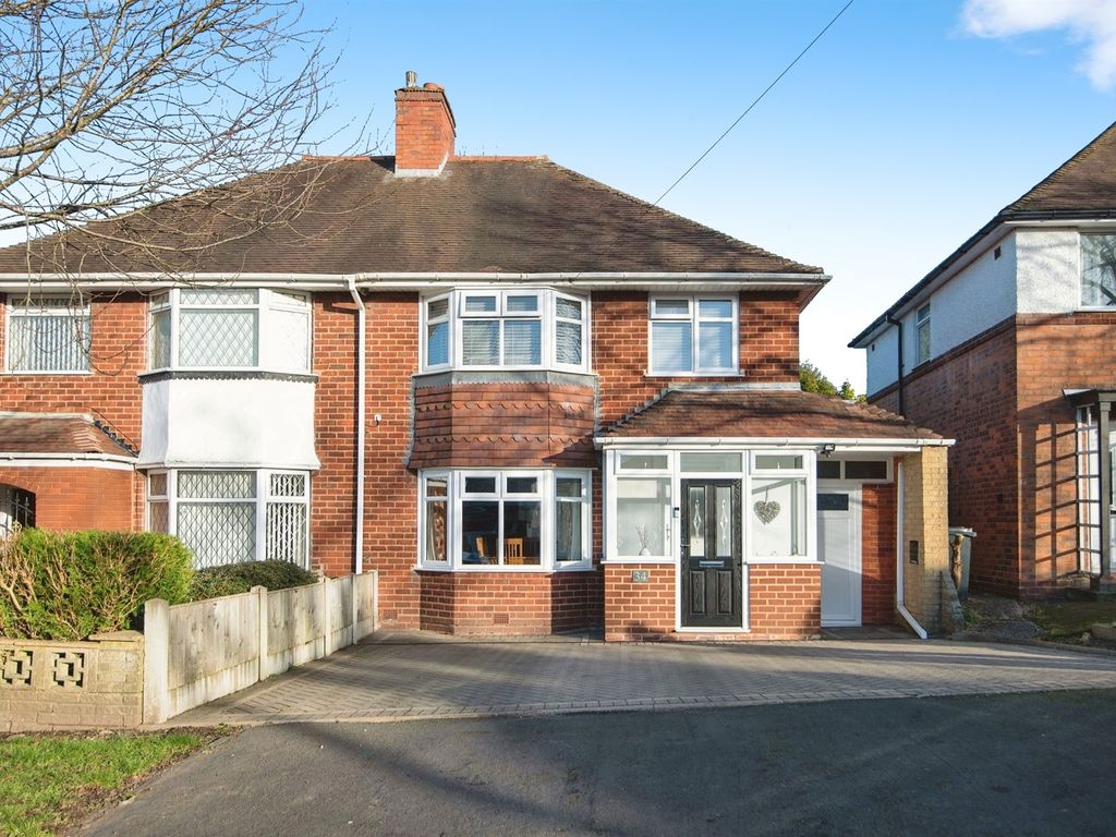 3 bed semidetached house for sale in Hurst Road, Bearwood, Smethwick