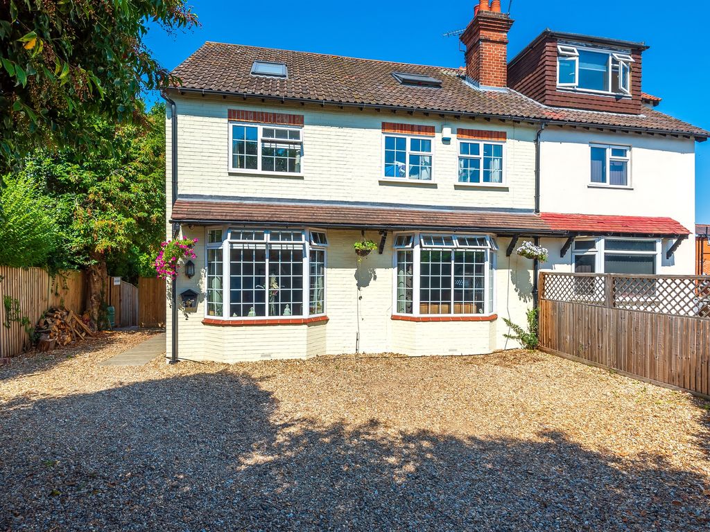 4 bed semidetached house for sale in Gordon Road, Maidenhead SL6 Zoopla