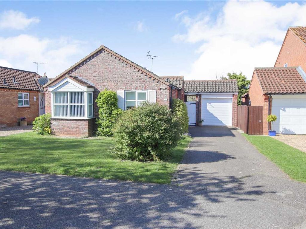 3 bed bungalow for sale in Hales Lane, Navenby, Navenby, Lincoln LN5