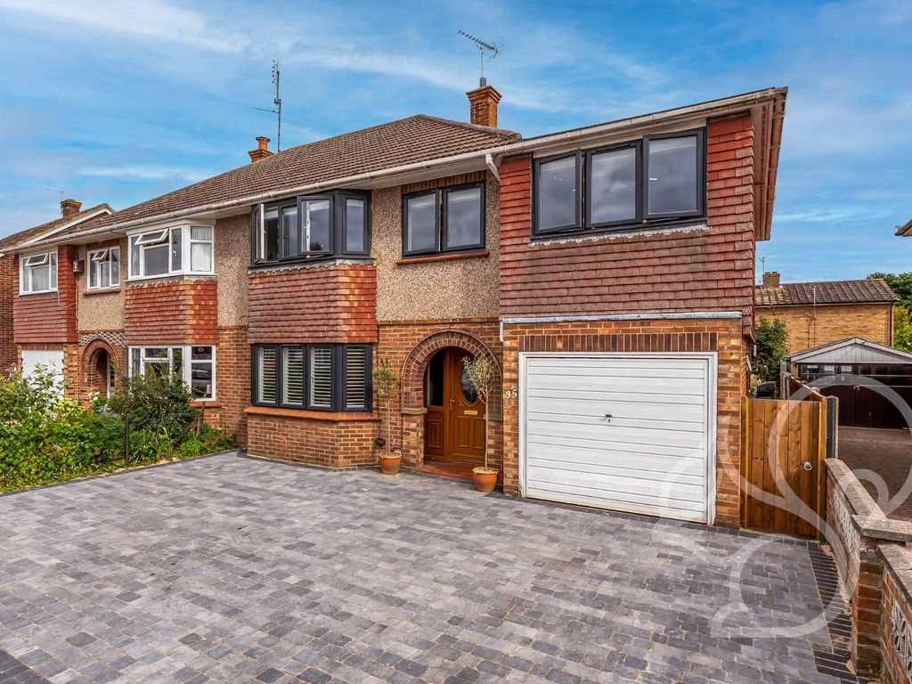 4 bed semidetached house for sale in Sutton Park Avenue, Colchester