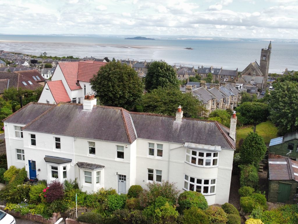 4 bed semidetached house for sale in Dallas Avenue, Burntisland KY3, £