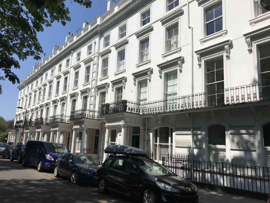 2 bed flat to rent in Westbourne Gardens, Royal Oak W2, £3,497 pcm Zoopla