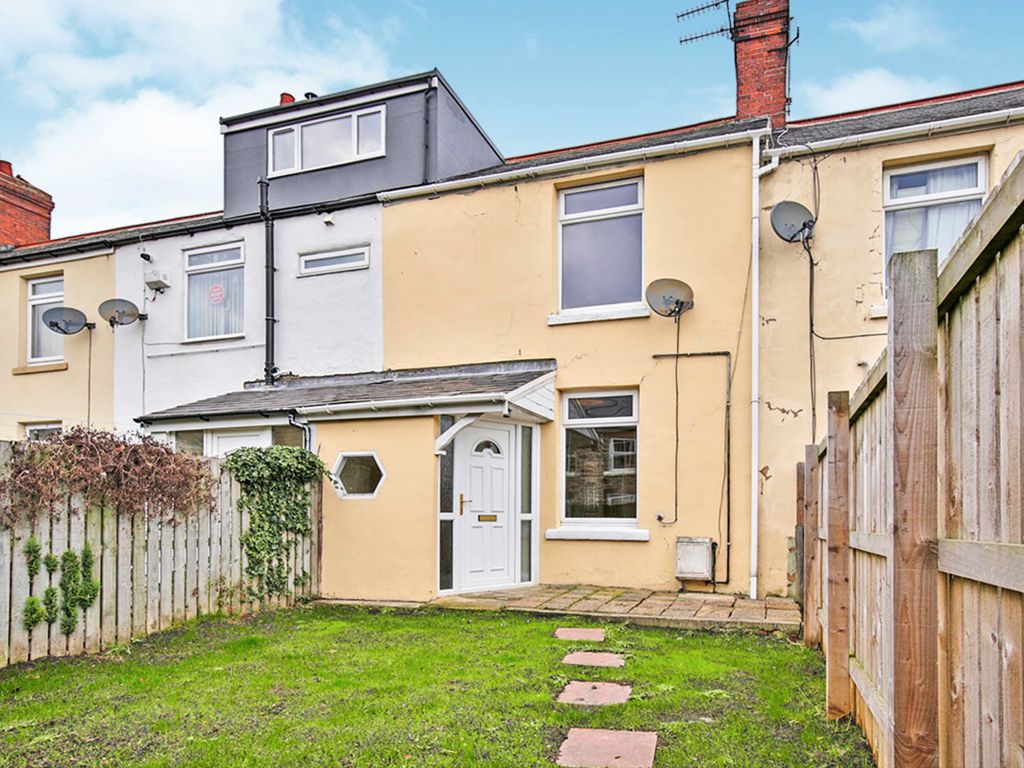 2 bed terraced house to rent in Street, Langley Park, Durham DH7