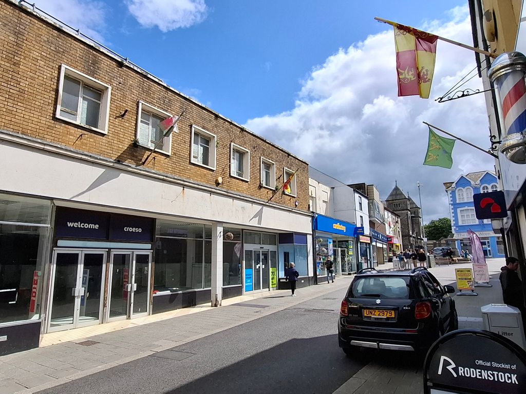 Ll55 Pool Street, Caernarfon LL55, Retail premises for sale, £450,000 - Zoopla