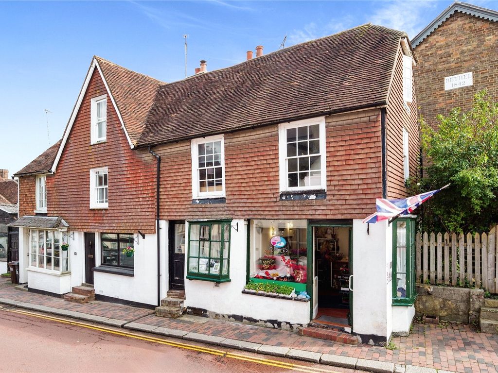 5 bed terraced house for sale in High Street, Robertsbridge, East