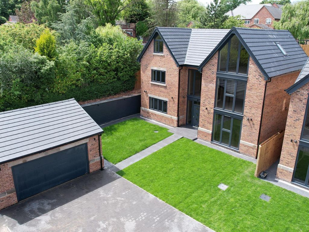 5 bed detached house for sale in Bailey Drive, Mapperley, Nottingham