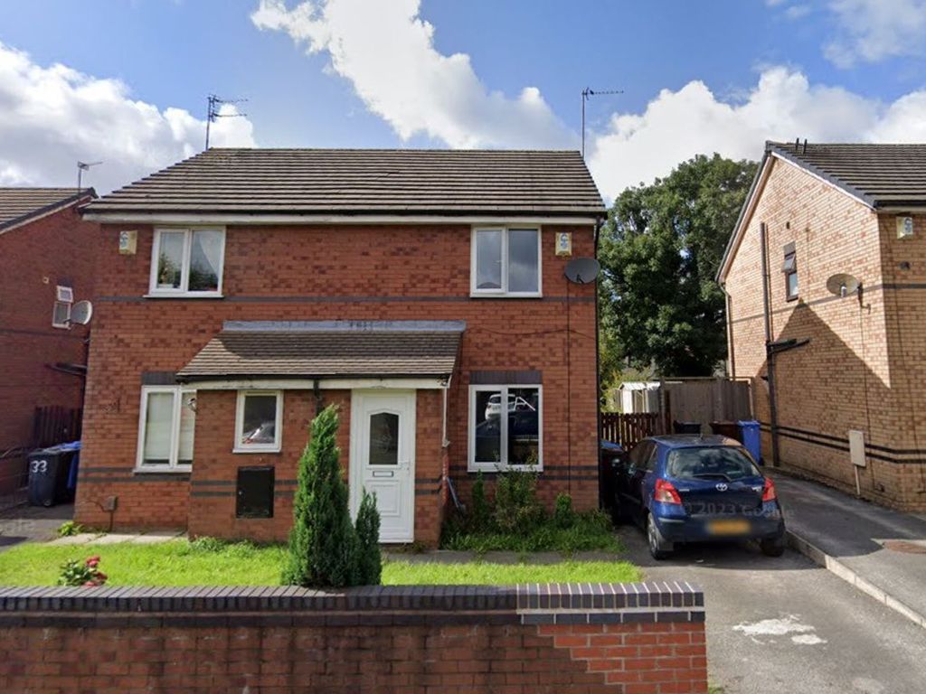 2 bed semidetached house to rent in Belton Road, Liverpool L36, £750