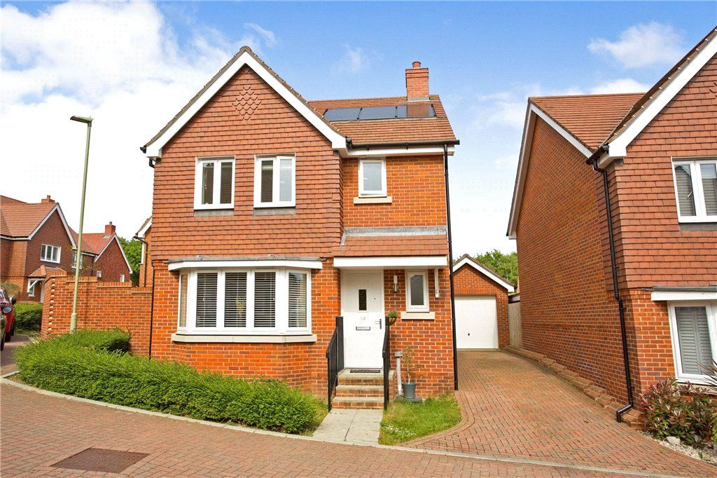 3 bed detached house for sale in Cleverley Rise, Bursledon, Southampton SO31 Zoopla