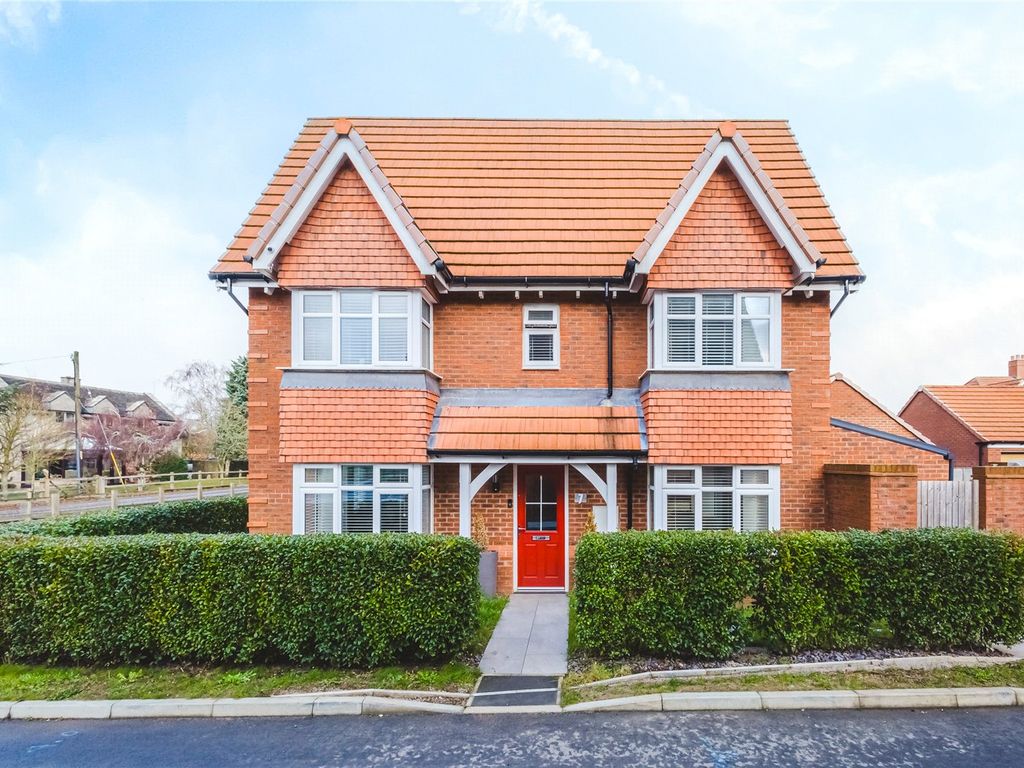 3 bed detached house for sale in Pugin Close, Tadpole Garden Village