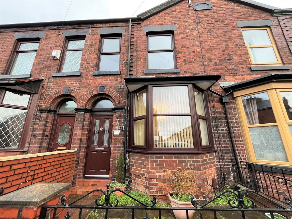 3 bed terraced house for sale in Seymour Street, Denton M34 Zoopla