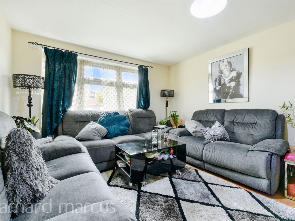 3 bed end terrace house for sale in Britannia Road, Surbiton KT5, £525,000 Zoopla