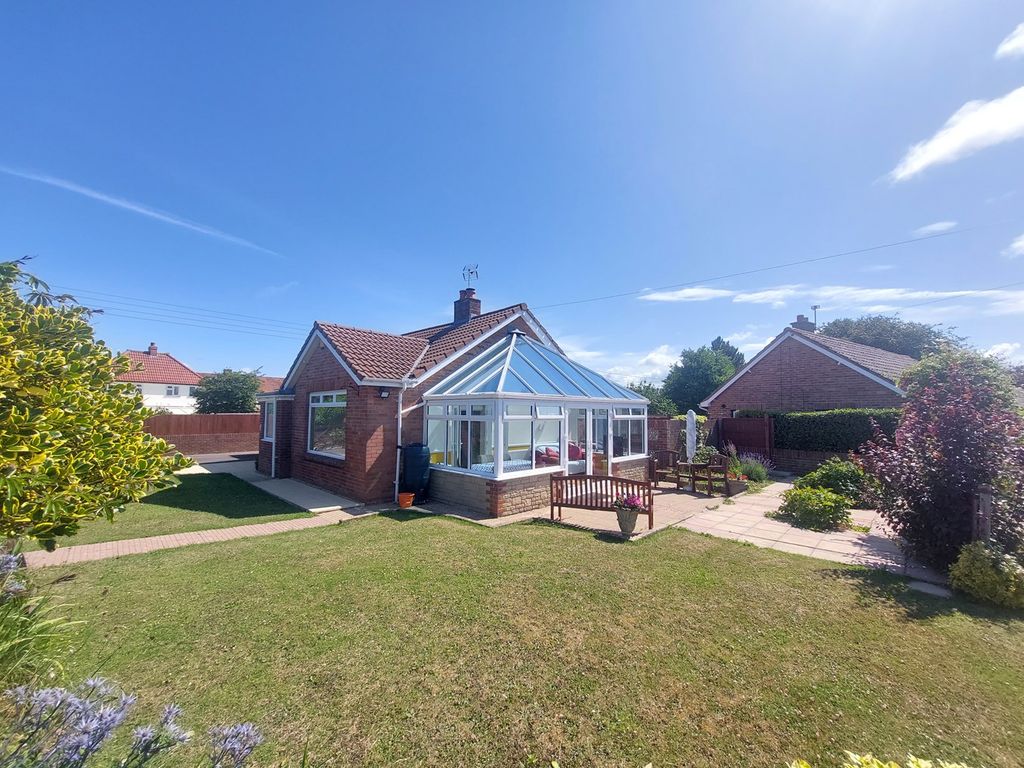 2 bed detached bungalow for sale in Alstone Gardens, Highbridge TA9, £349,950 Zoopla