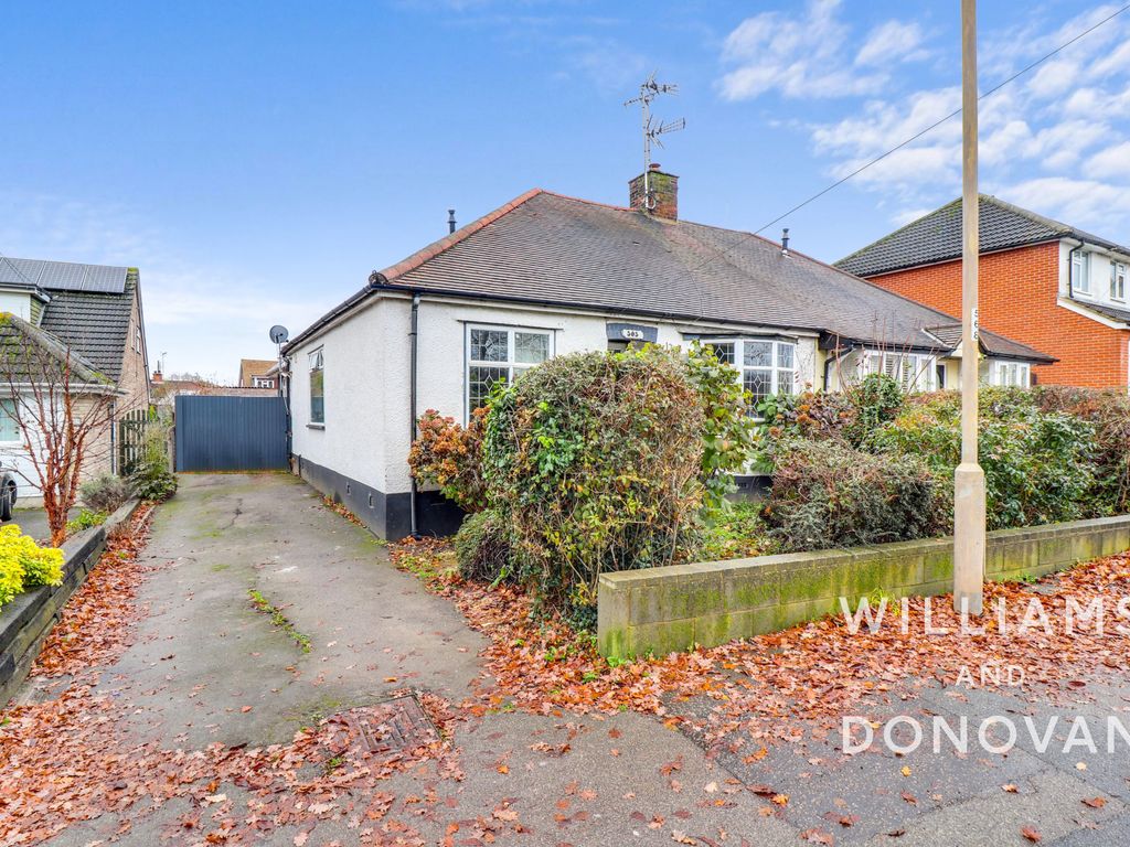 3 bed property for sale in Daws Heath Road, Benfleet SS7, £450,000 Zoopla