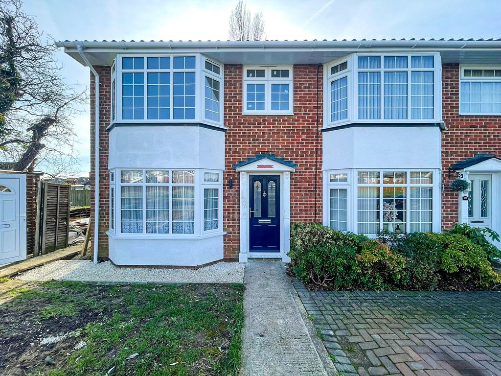 3 bed end terrace house to rent in Mash Barn Lane, Lancing BN15 Zoopla