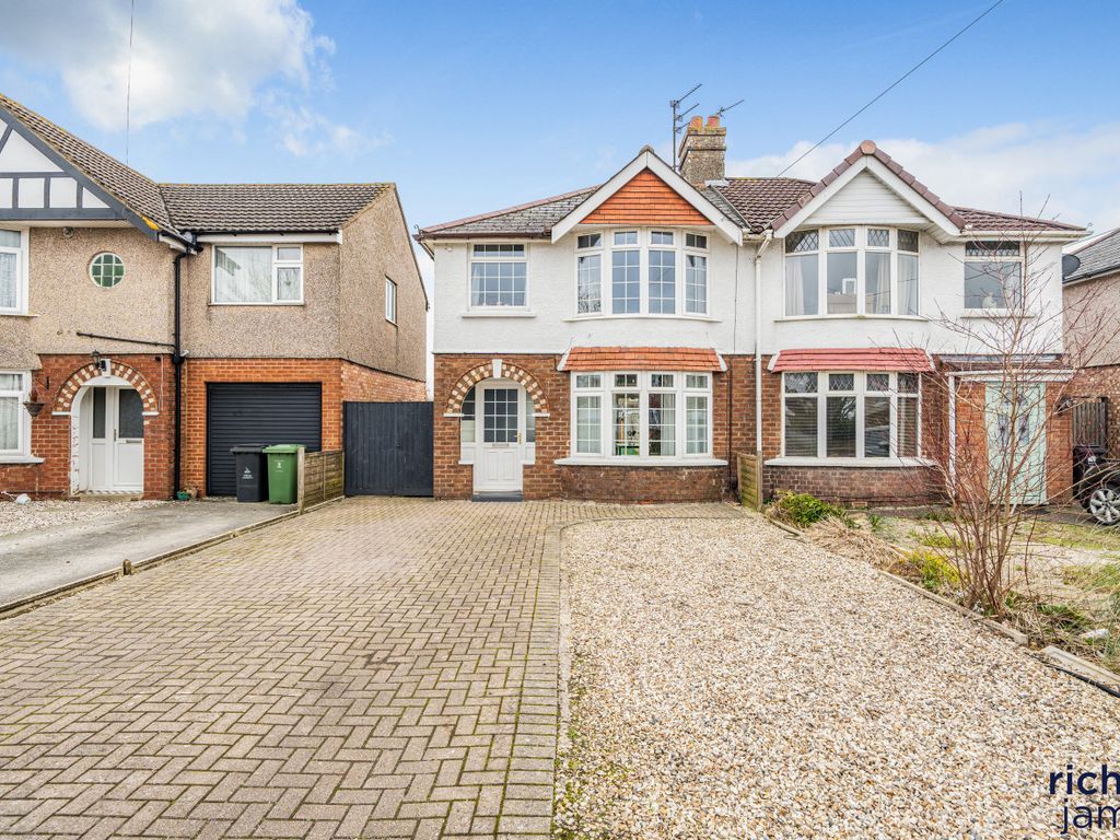 3 bed semidetached house for sale in Northern Road, Swindon SN2, £300,000 Zoopla