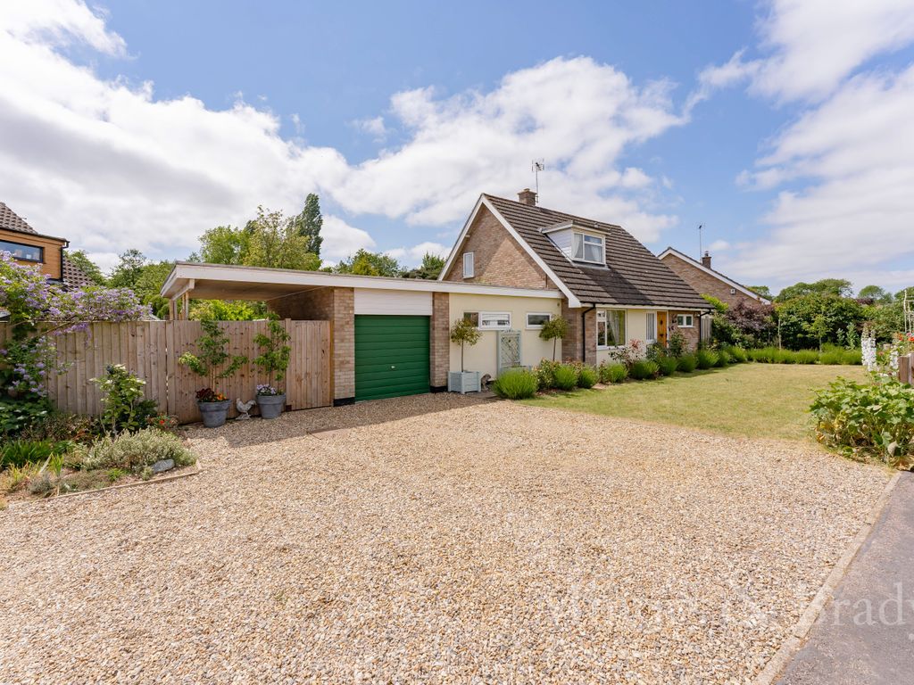 5 bed detached house for sale in Mark Lemmon Close, Cringleford
