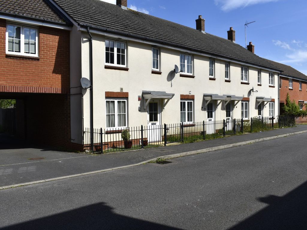 3 bed semidetached house for sale in Richards Street, Hatfield AL10, £