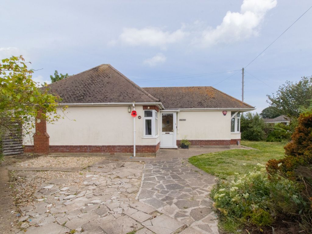 3 bed detached bungalow for sale in Stanley Road, Broadstairs CT10, £475,000 Zoopla