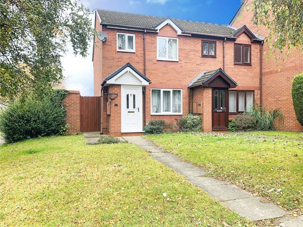 2 bed end terrace house for sale in Dryden Road, Tamworth