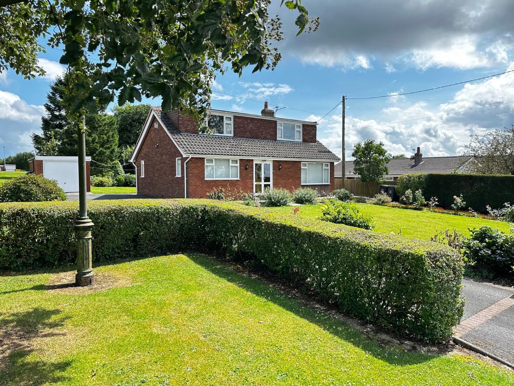 4 bed bungalow for sale in Megacre, Wood Lane, StokeOnTrent