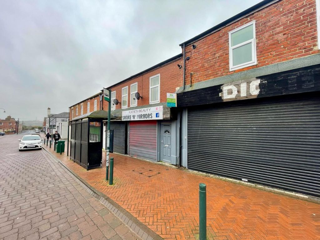 2 bed flat to rent in Woods Terrace, Murton, Seaham, Durham SR7, £450