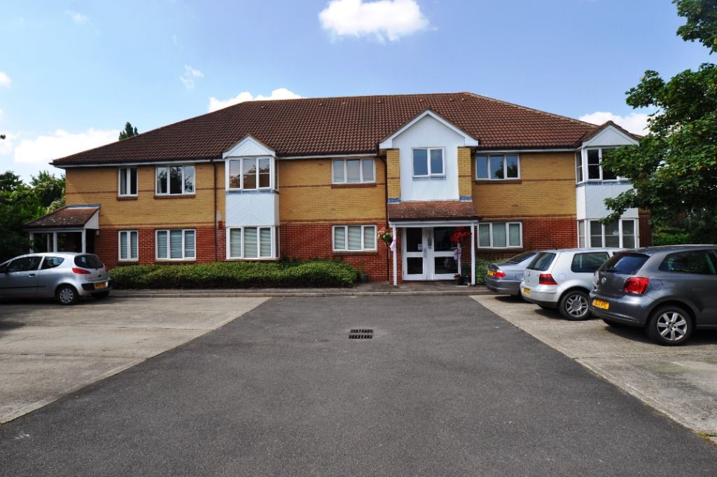 1 bed flat to rent in Chestnut Court, Hitchin SG5, £975 pcm Zoopla
