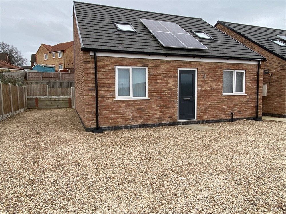 3 bed detached bungalow to rent in Plantation Hill, Worksop S81 Zoopla
