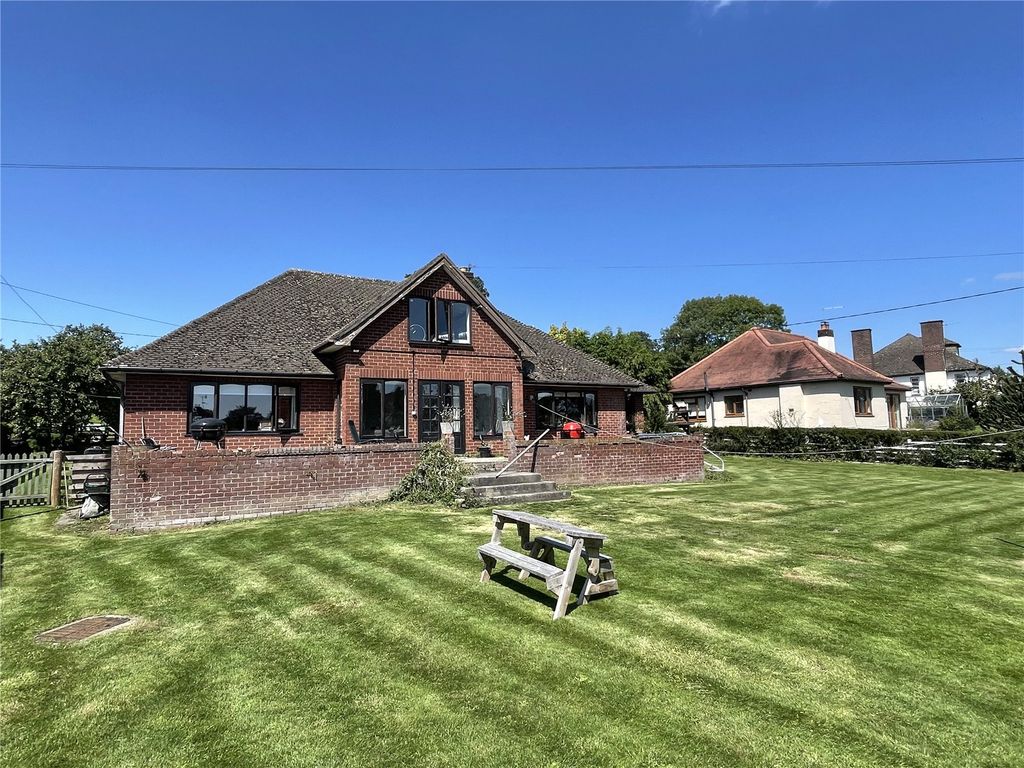 5 bed bungalow for sale in Llansantffraid, Powys SY22, £395,000 Zoopla