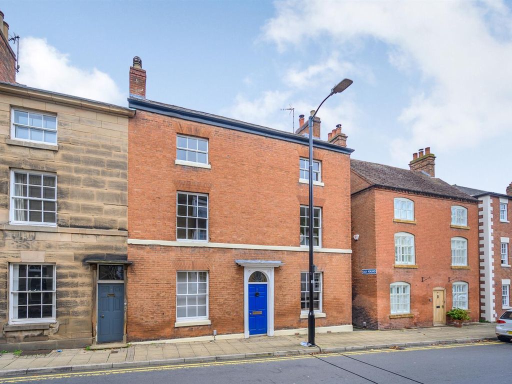 The Butts, Warwick, Warwickshire CV34  