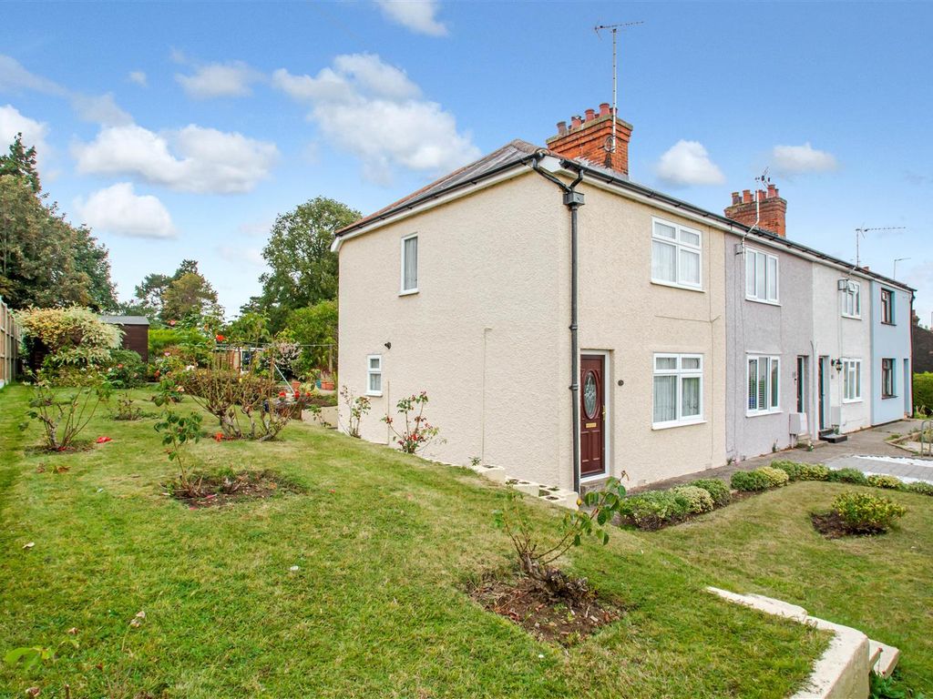 3 bed end terrace house to rent in Crowland Road, Haverhill CB9, £1,200