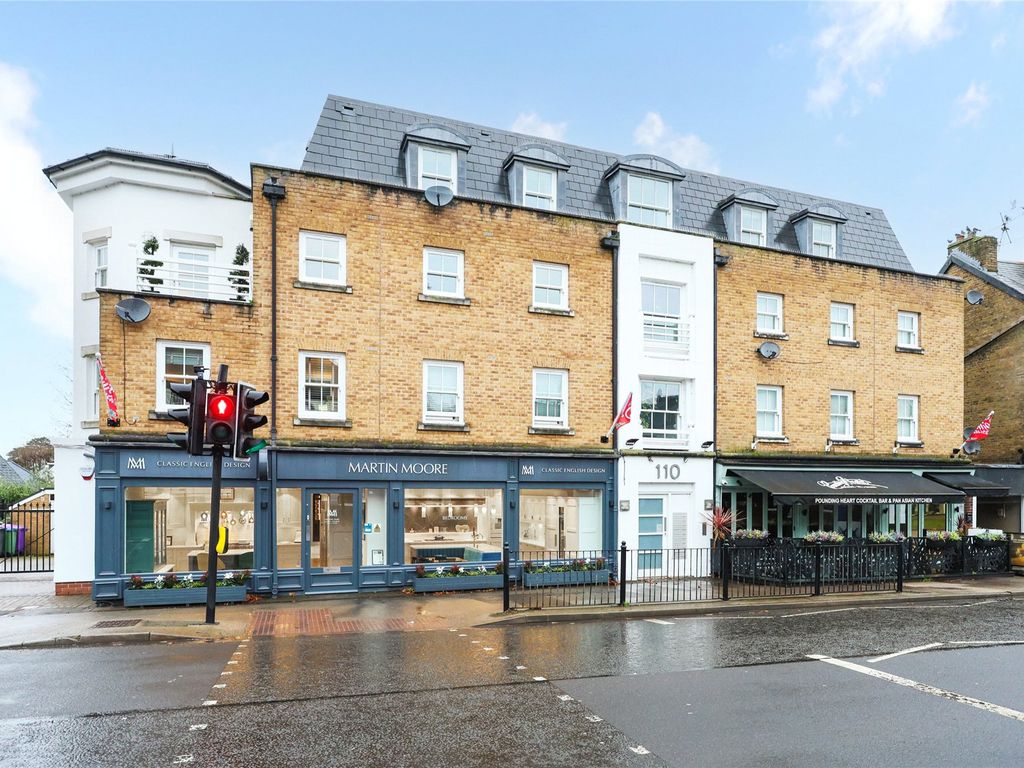 2 bed flat for sale in High Street, Esher, Surrey KT10, £500,000 Zoopla