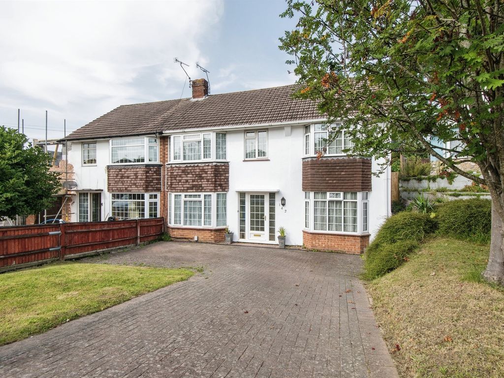 4 bed semidetached house for sale in Woodmill Lane, Southampton SO18