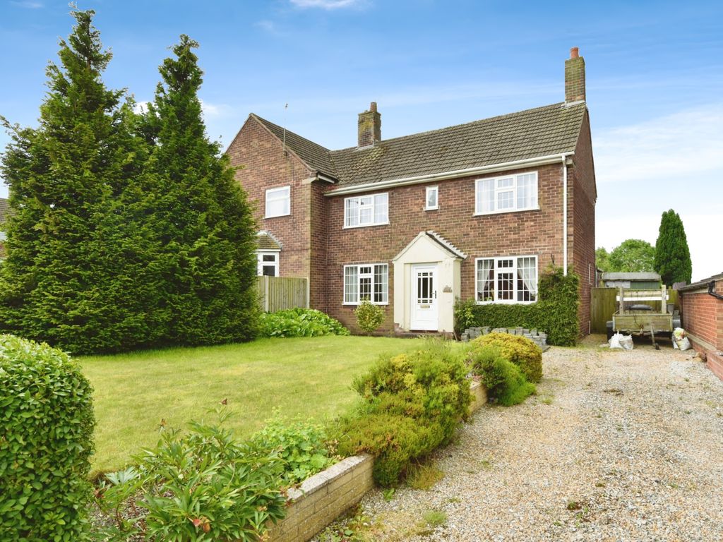 3 bed semidetached house for sale in High Street, Halmer End, StokeOn