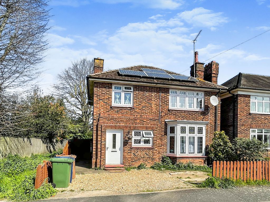 3 bed detached house for sale in Hillburn Road, Wisbech PE13, £225,000