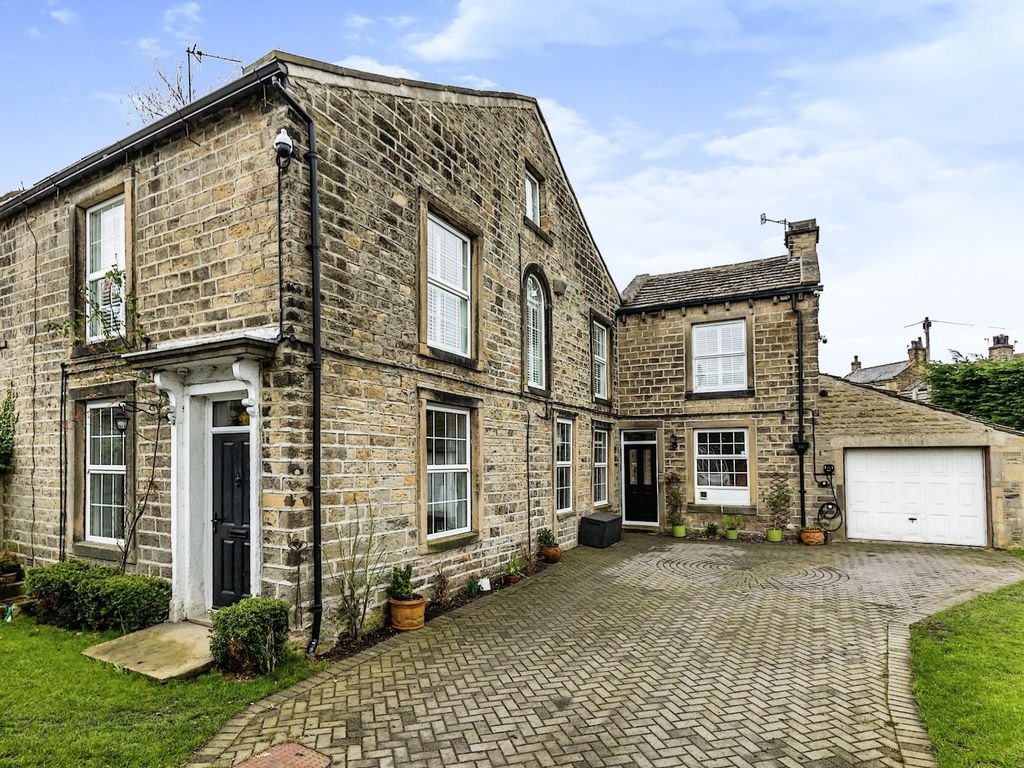 4 bed detached house for sale in Bradford Old Road, Cottingley, Bingley